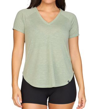 RCATS30976-Gemma S/S V-neck Tee